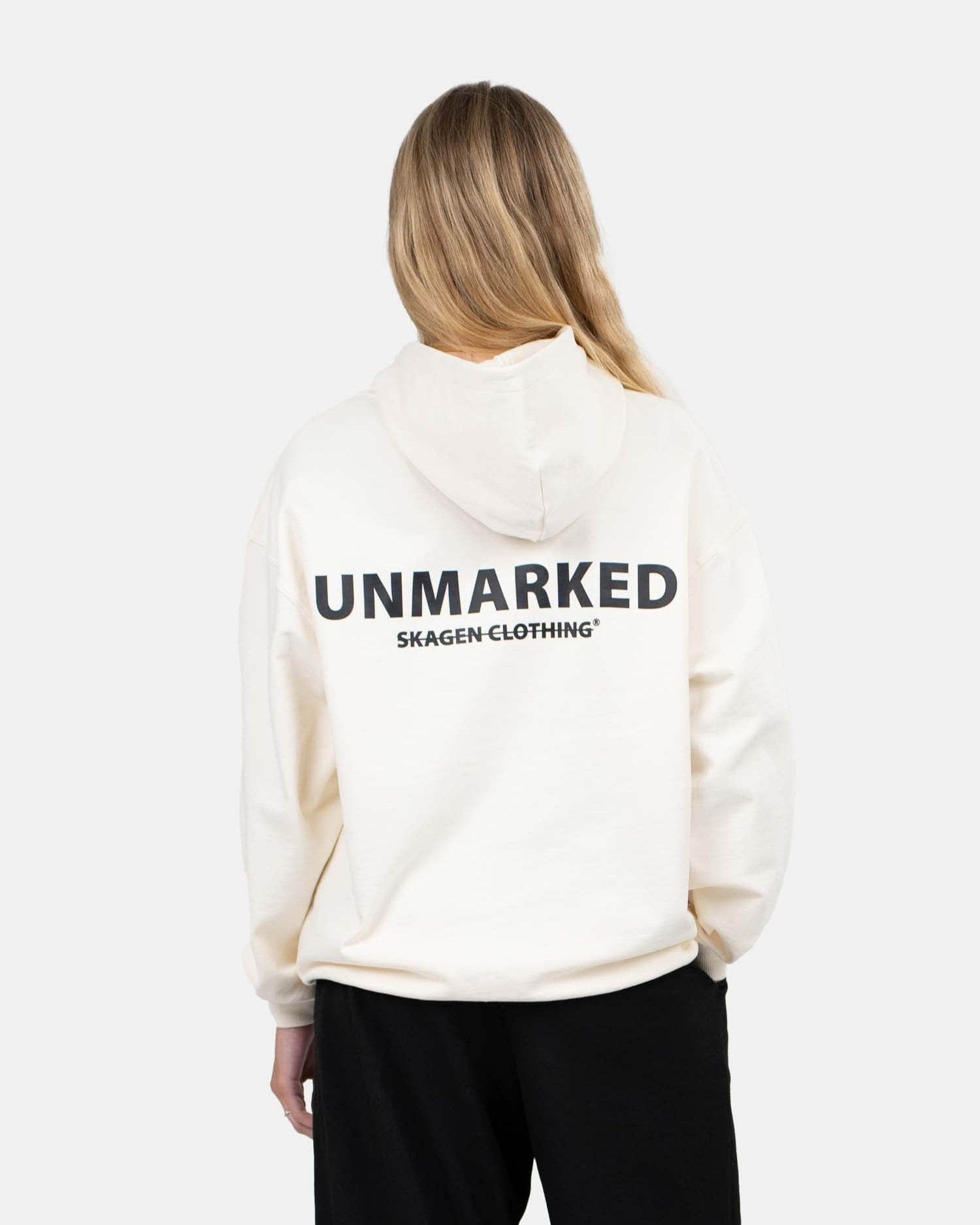 UNMARKED Hoodie White | Skagen - clothing.dk